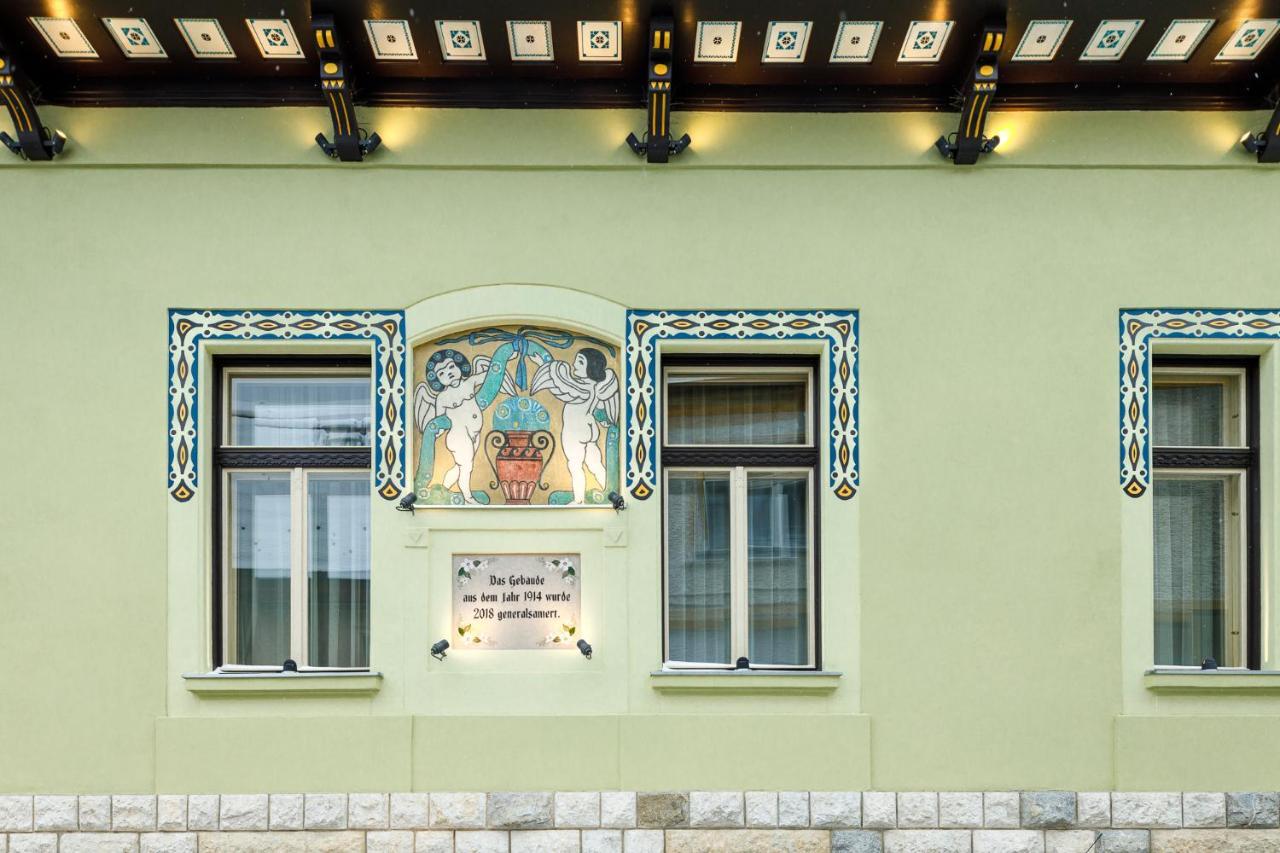 Schuster Boarding House Hotel Braşov Exterior foto